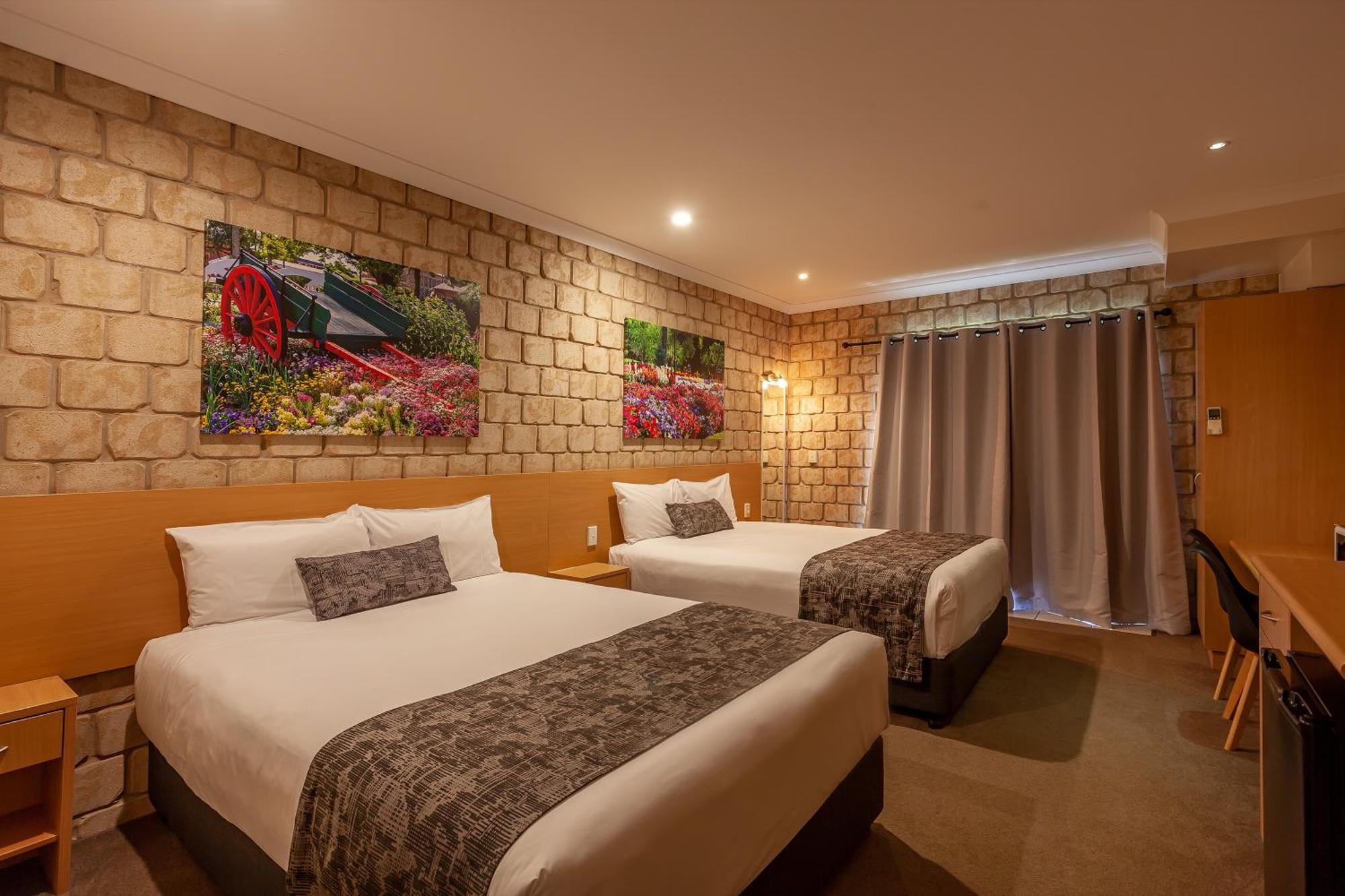 Great Divide Motor Inn Тувумба Номер фото