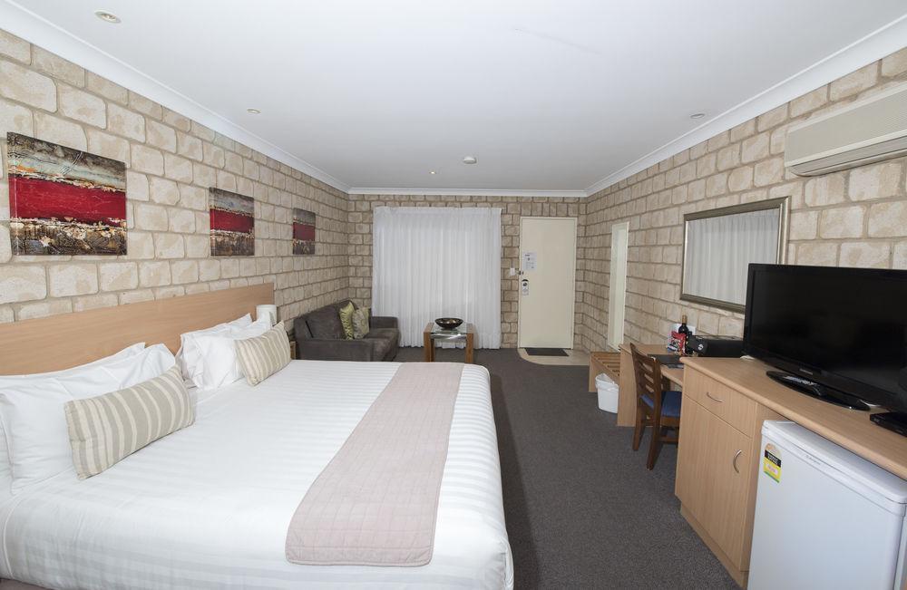 Great Divide Motor Inn Тувумба Экстерьер фото