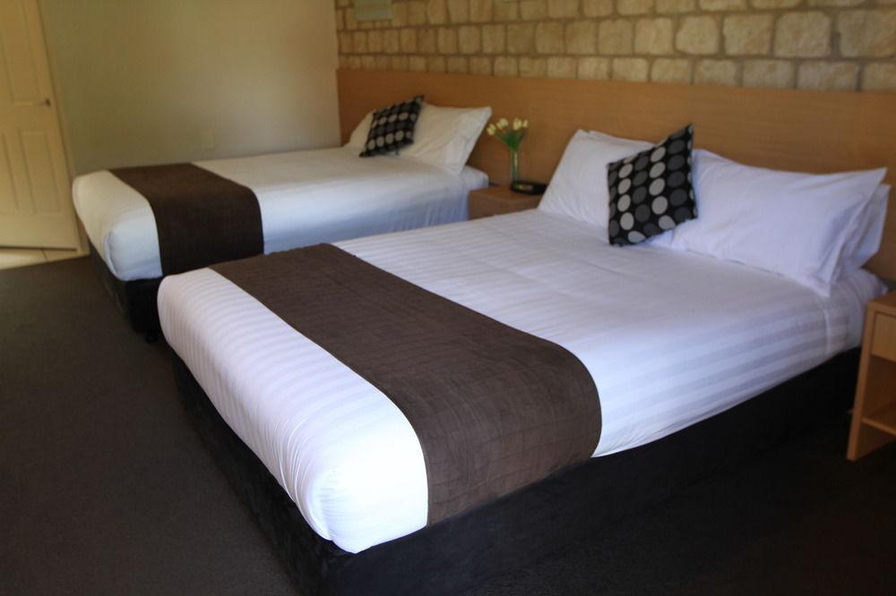 Great Divide Motor Inn Тувумба Экстерьер фото